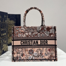 Christian Dior Shopping Bags